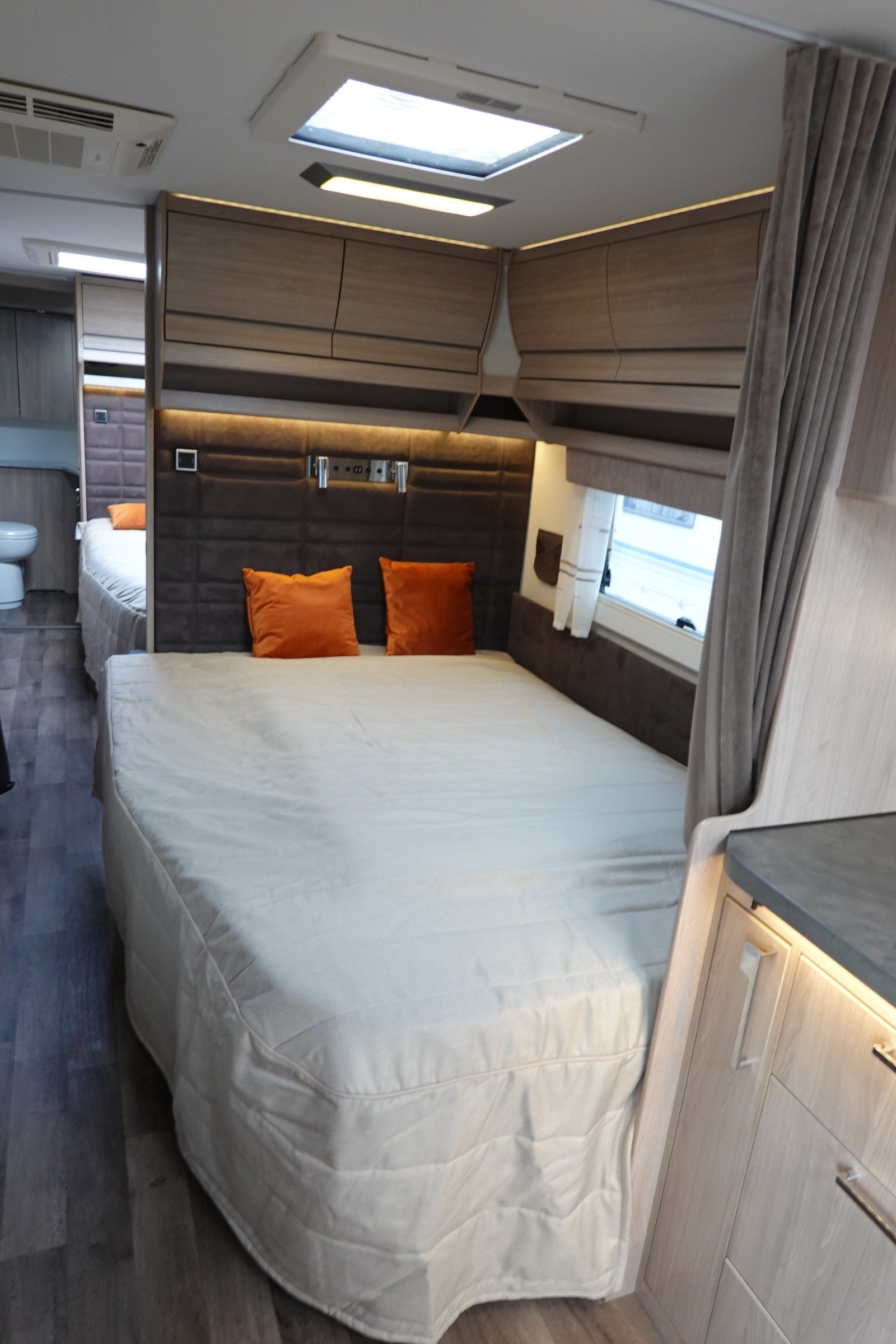 CARAVANE KABE IMPERIAL HACIENDA 1000 CU/DU TDL KS – Image 10