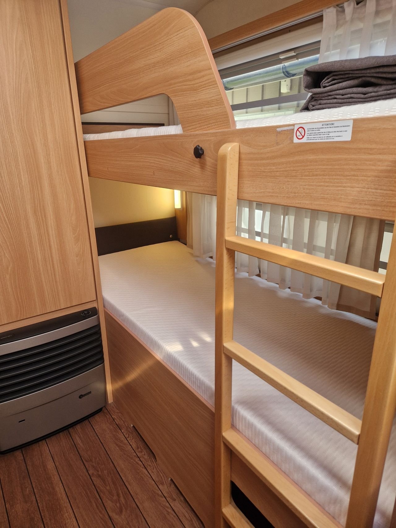 Knaus Südwind 580 QS Silver Selection – Image 11