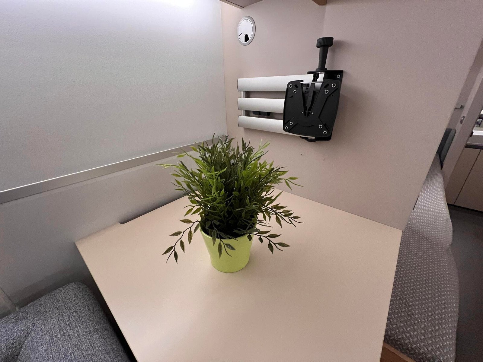 Caravane Adria Adora 613 HT – Image 18