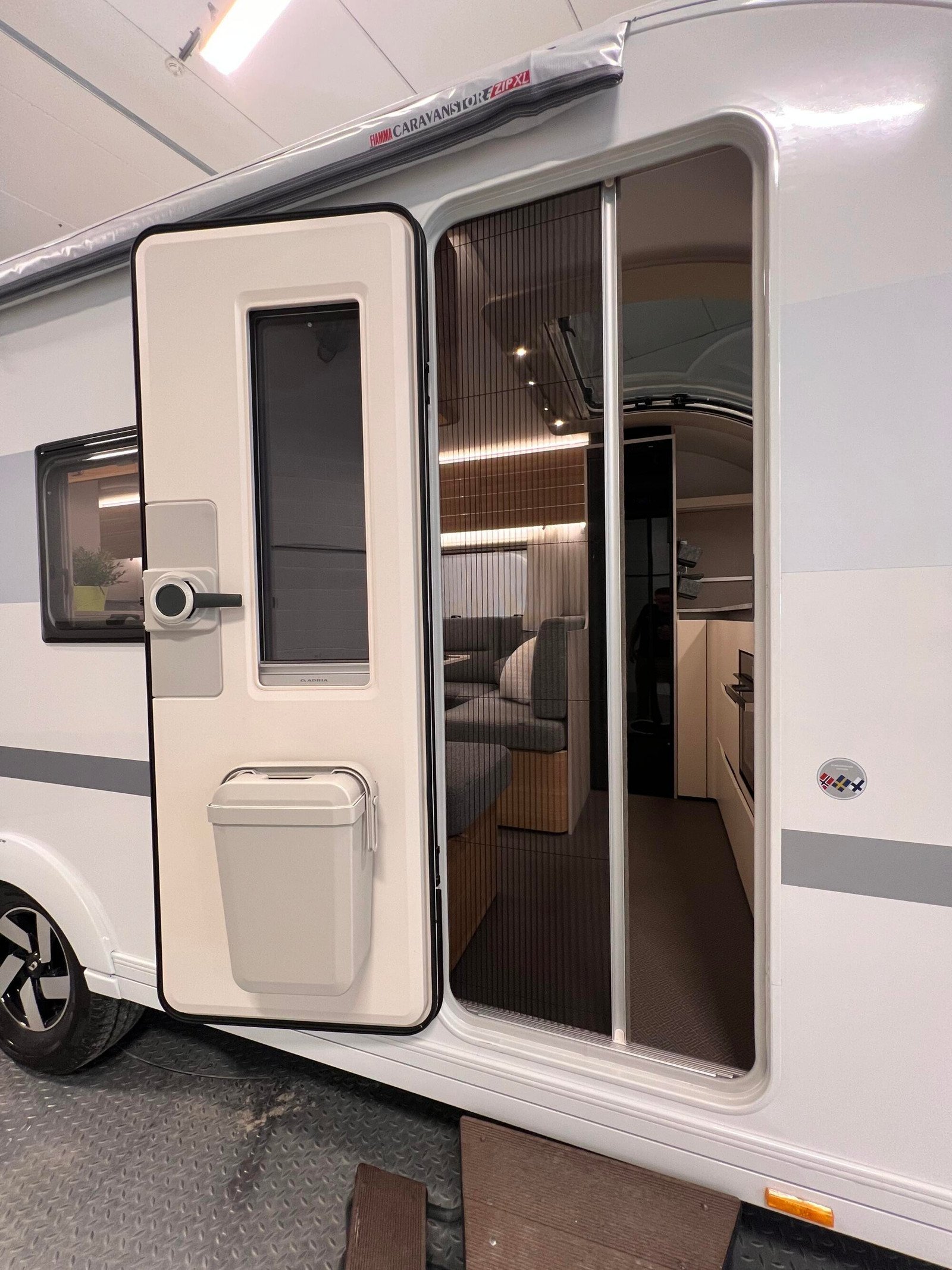 Caravane Adria Adora 613 HT – Image 29