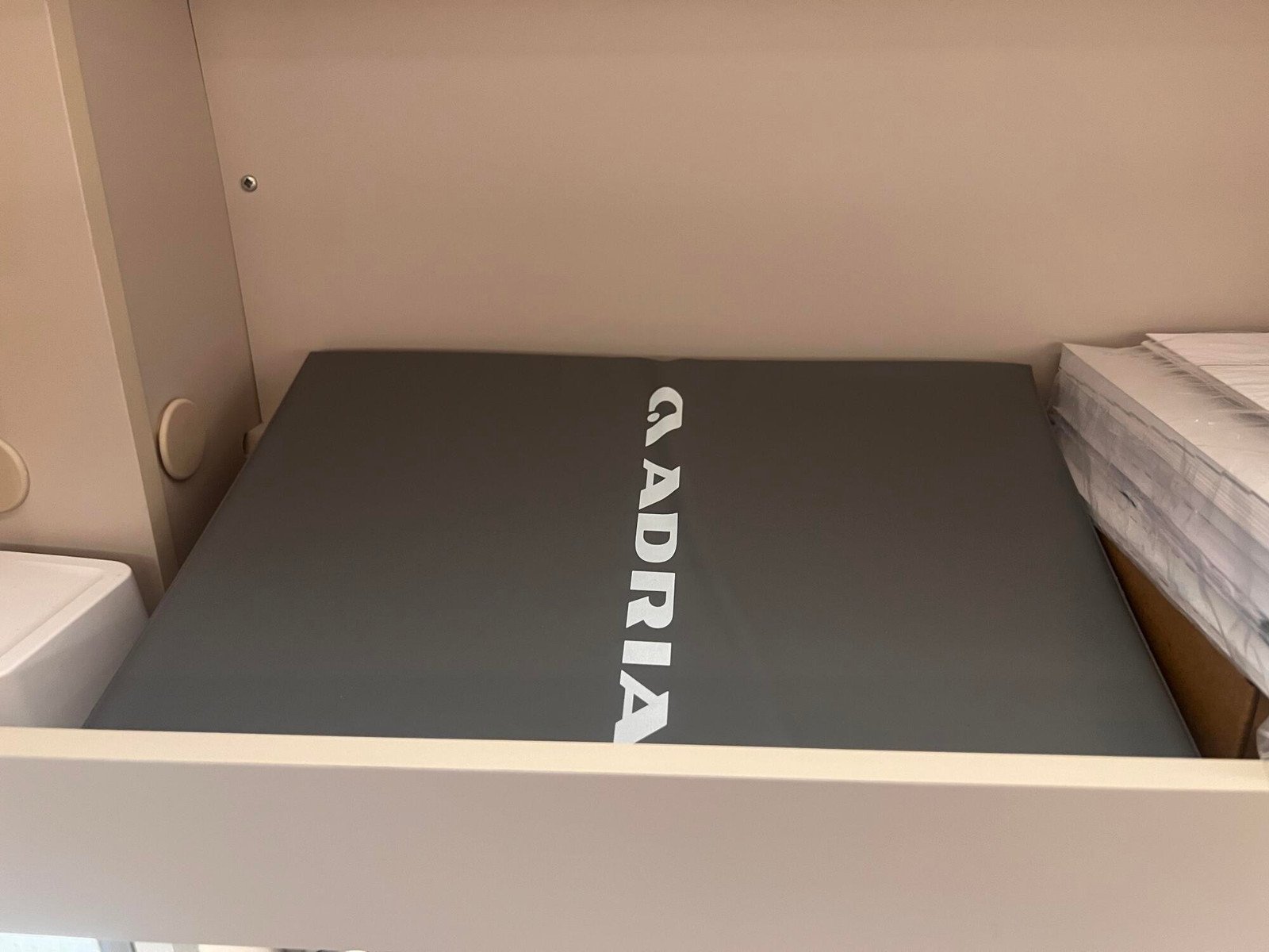 Caravane Adria Adora 613 HT – Image 8
