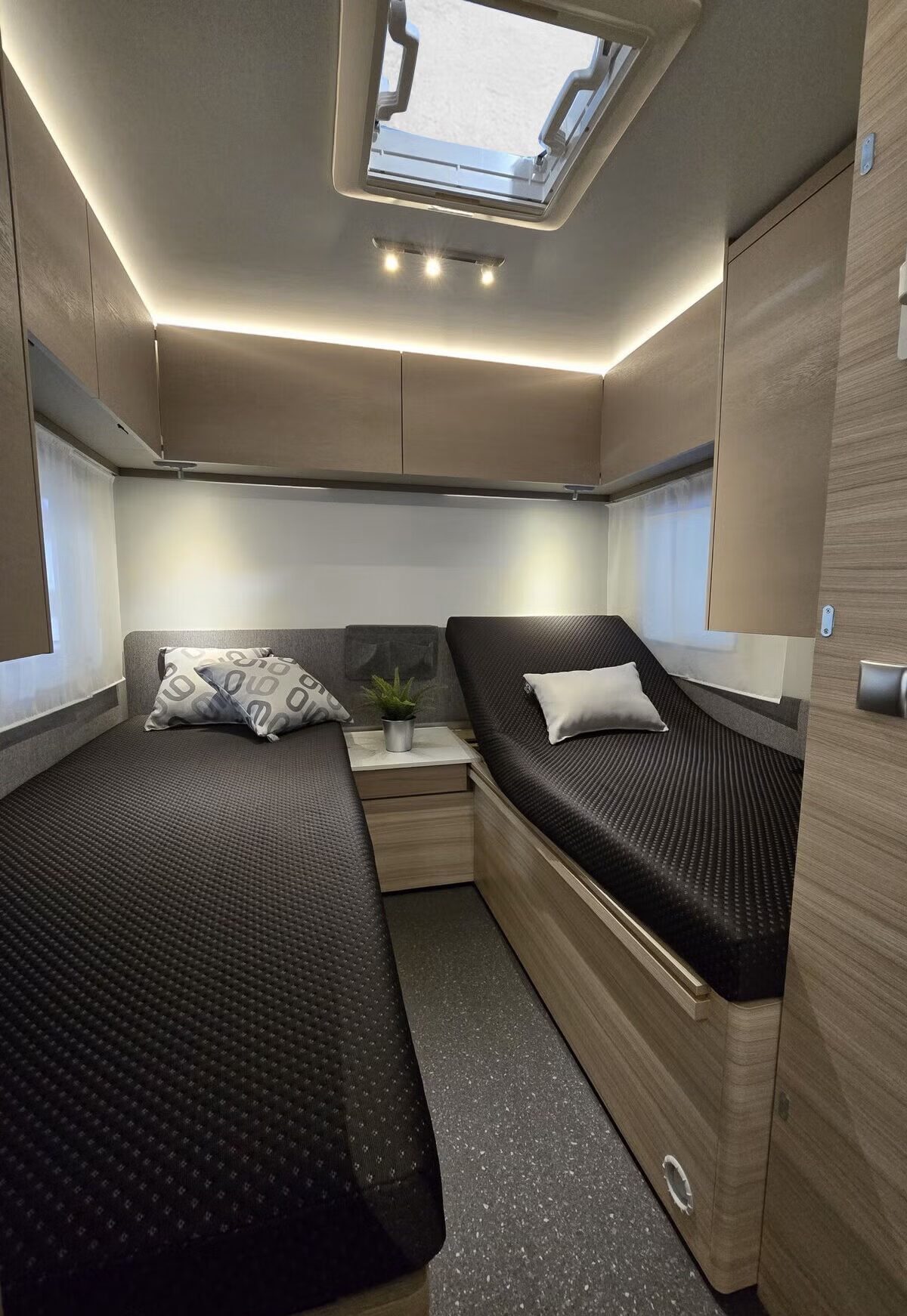 Caravane Adria Altea 502 UL 60Y – Image 4