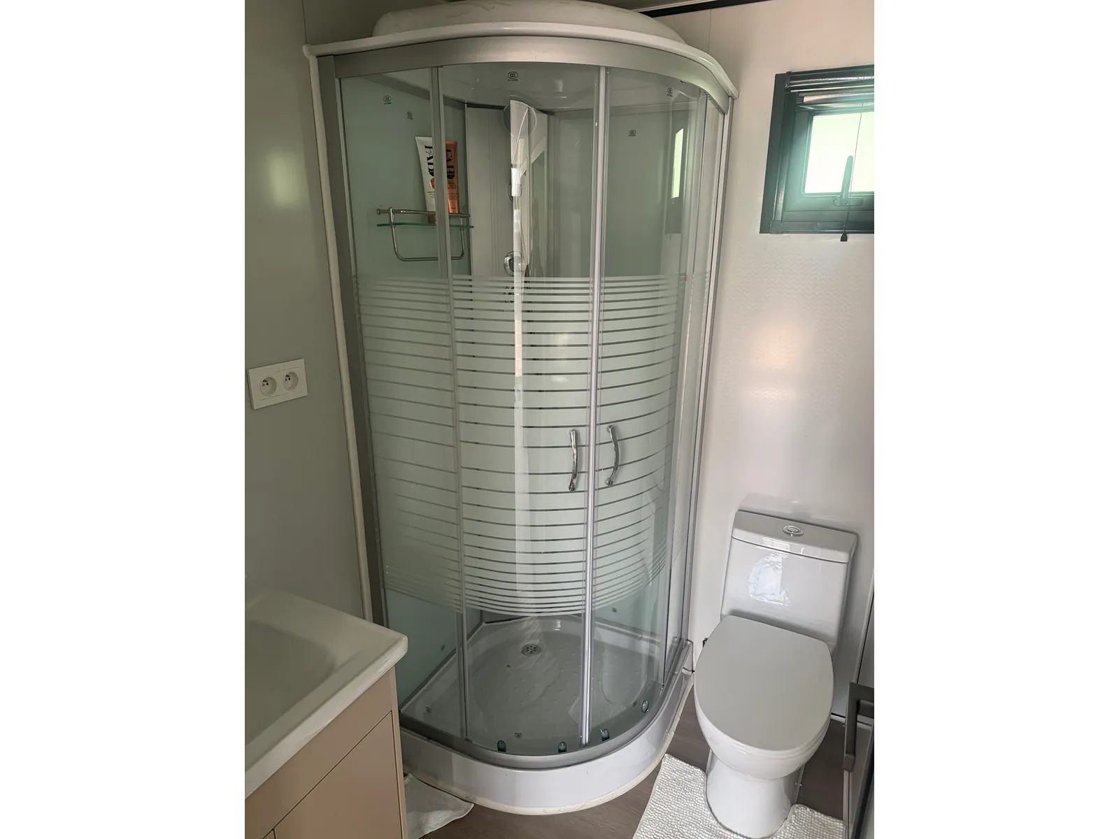 Conteneur Tiny house 36,5 m² 2 chambres, salle de bain et cuisine – Image 21