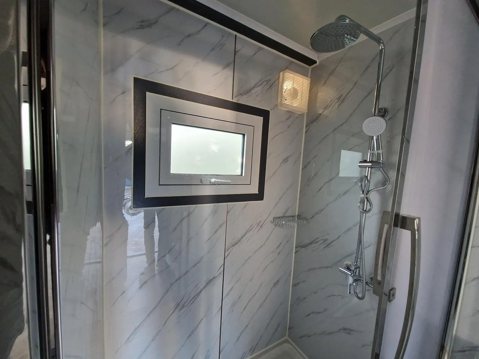 Conteneur Tiny House Greenland luxury 19ft*20ft - 36 m2 – Image 32