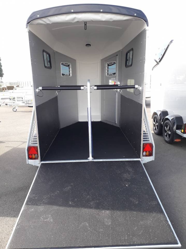 VAN CHEVAUX BOCKMANN PORTAX ESPRIT S+B – Image 2